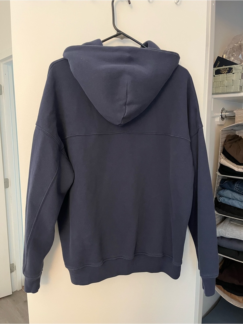 quince everyday fleece hoodie - Picture 10 of 10